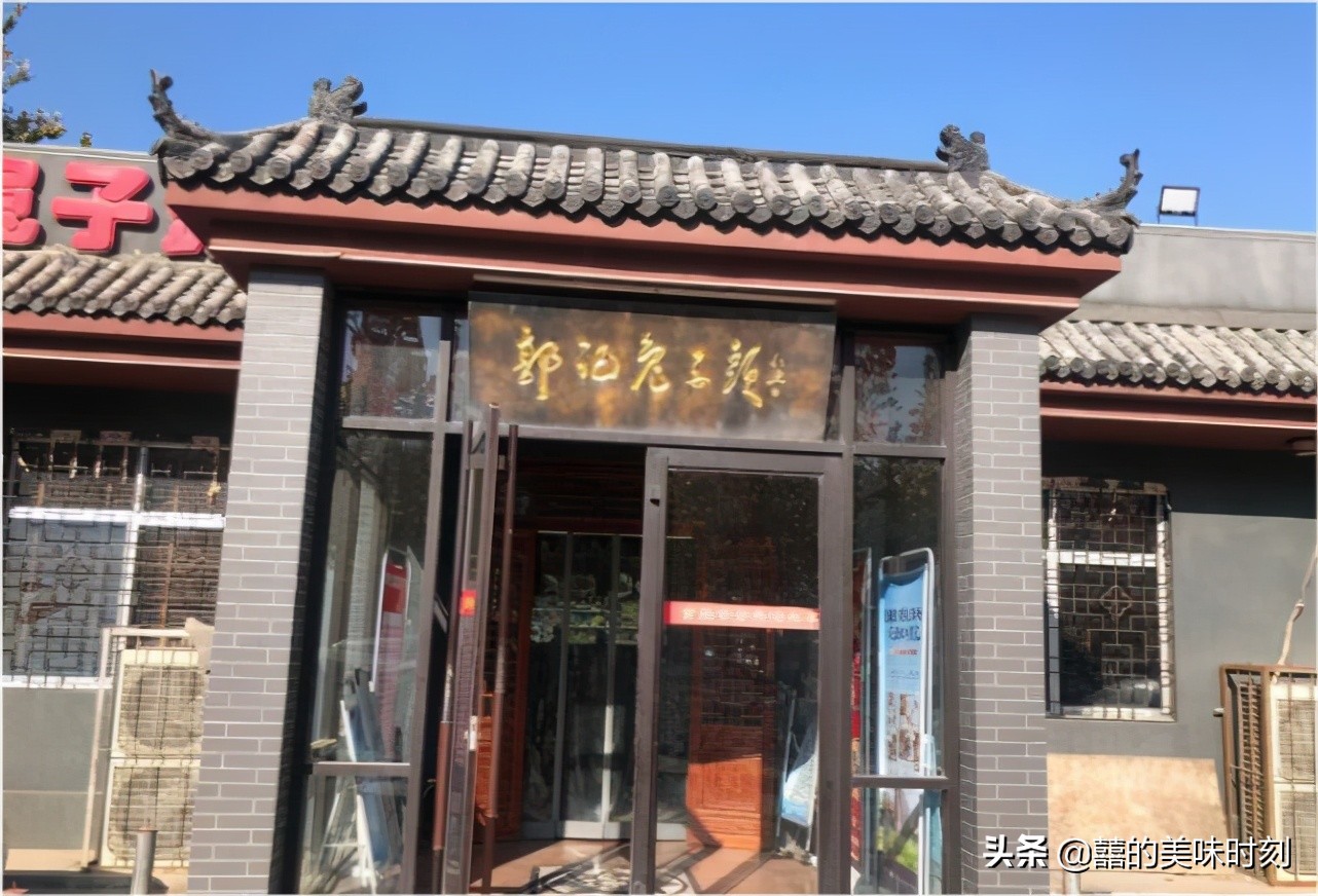 潍坊火了26年的卤兔头,9元一个日收入30000元,济南聊城人也常来