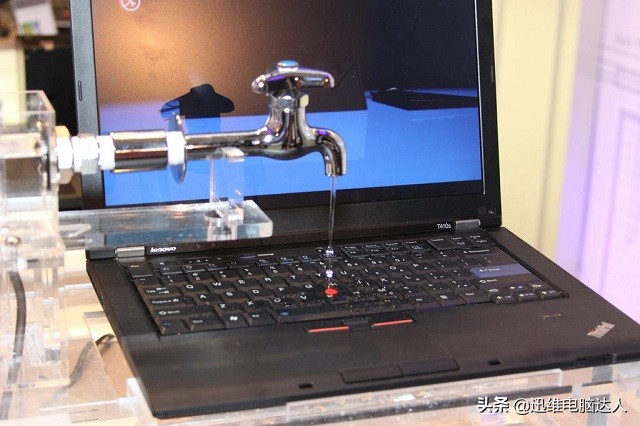 笔记本电脑进水腐蚀怎么处理,笔记本电脑进水了不会拆