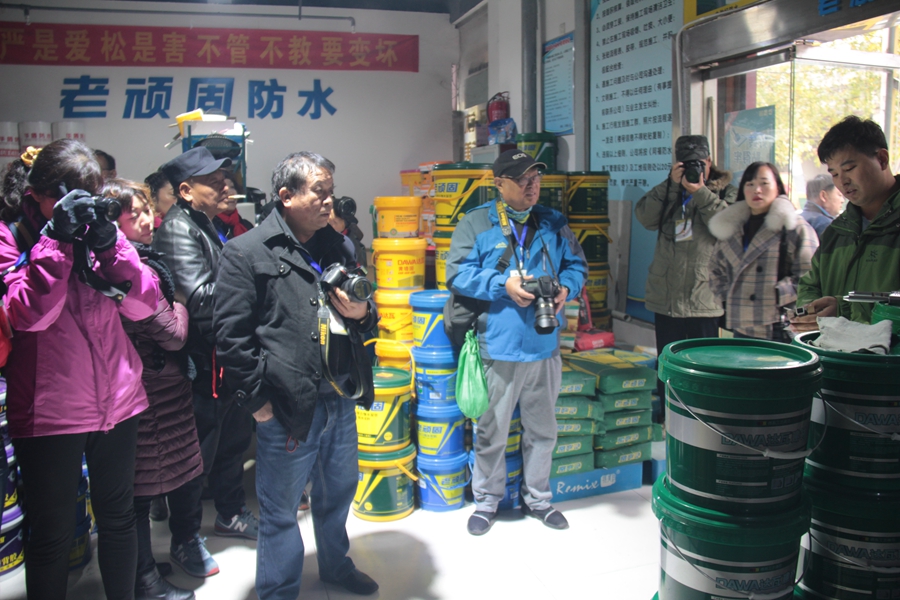 新洛阳信息港对认证商家开展走访回访活动助推企业发展