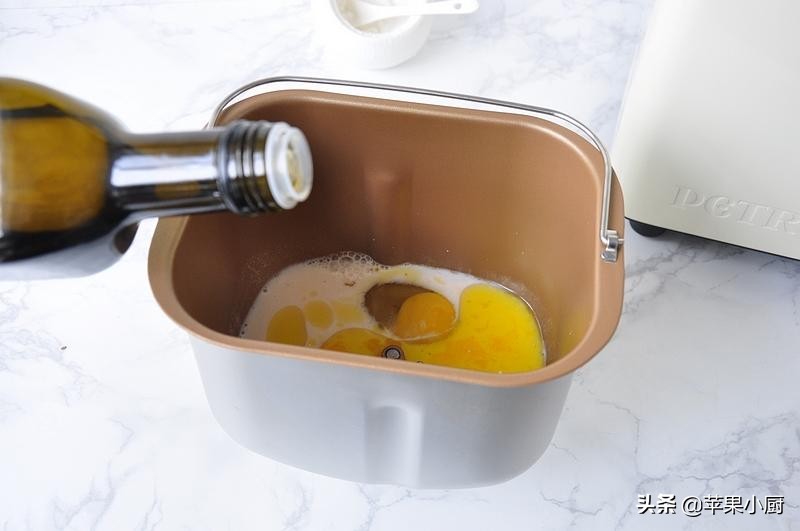 能自己做好的面包机,用面包机就能搞定