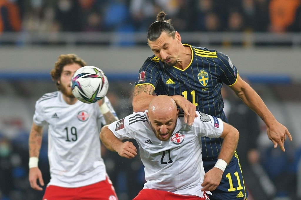 c罗12次战伊布取胜5次伊布仅赢1场,c罗附加赛逆转伊布lastreunion