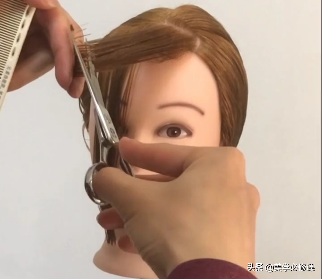 中长八字刘海发型适合什么脸型,教修剪刘海修饰脸型视频
