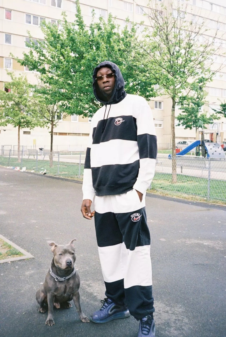 nike和supreme联名鞋子,nike跟supreme联名夹克