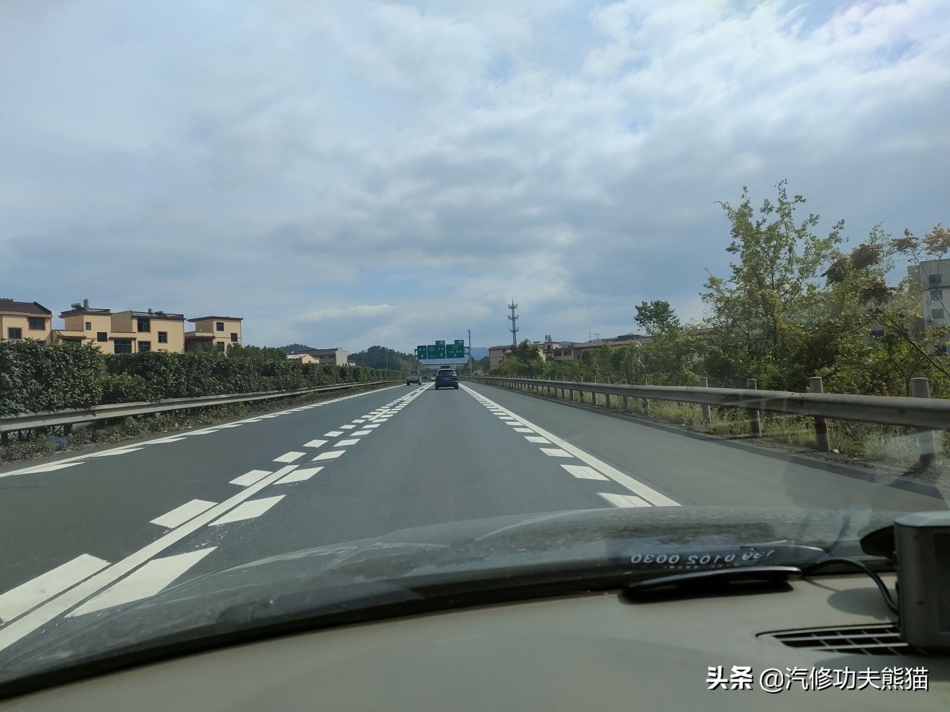 2003年老奥迪a6,2012年奥迪a6经典