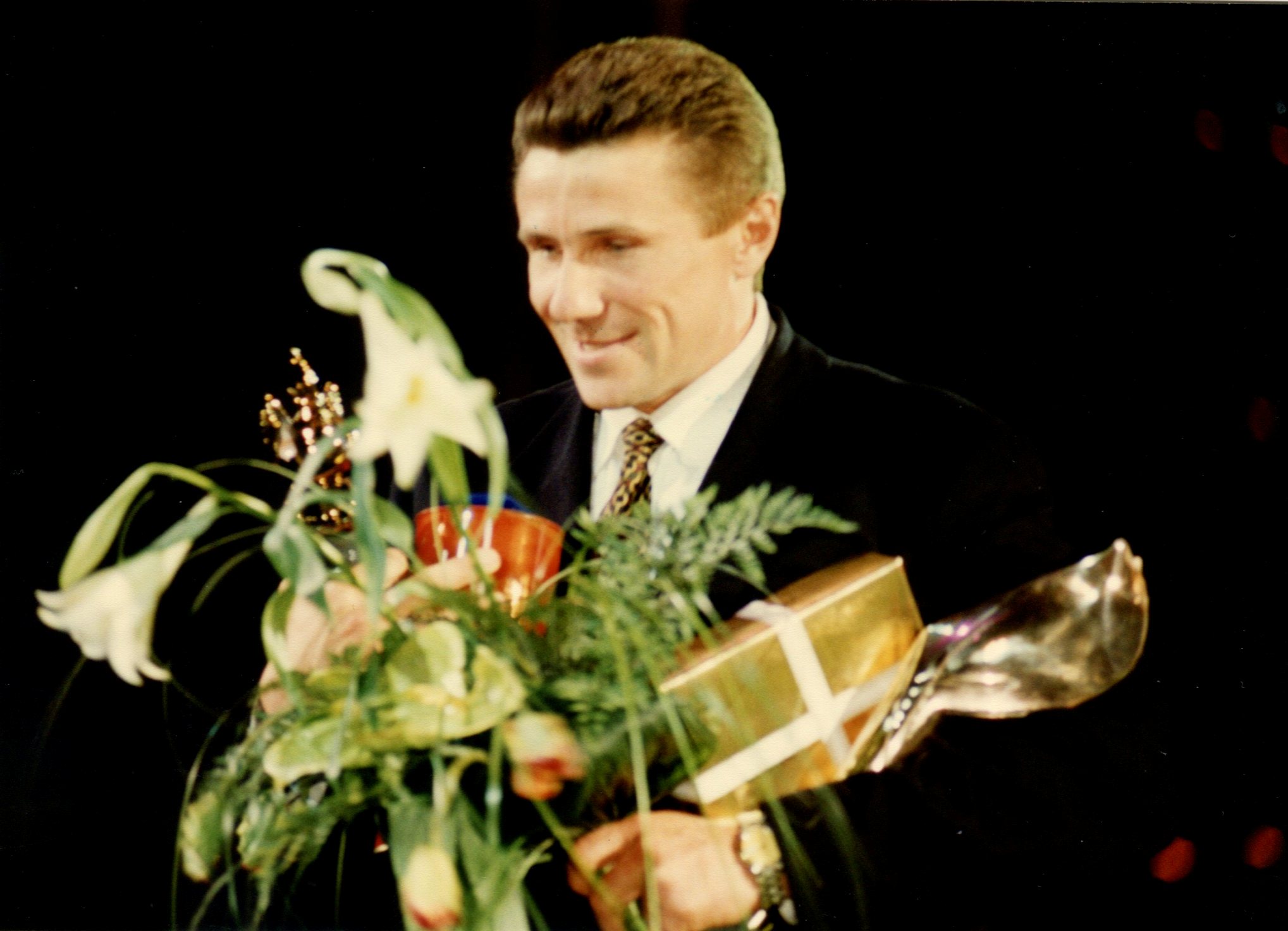 是谁打破了布勃卡的纪录,破了4次世界纪录