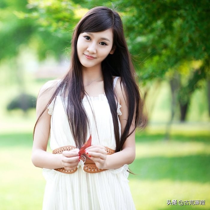 浮萍无痕心有痕，但愿君心如我心