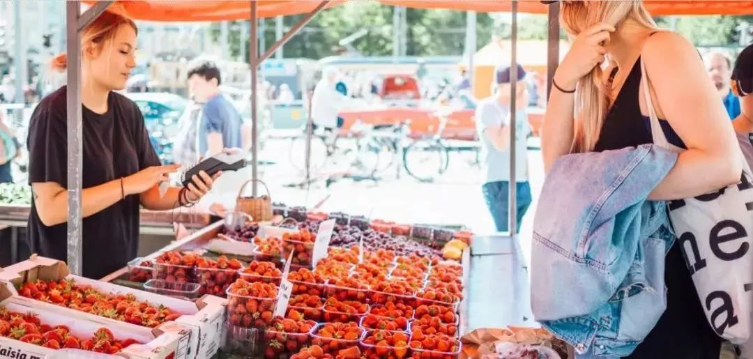 说这是LV最便宜的国家，法国没意见，与国内差价能买一部iphone