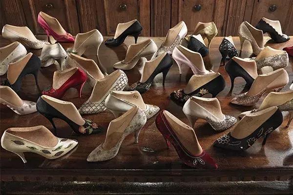 梦露经典高跟鞋,梦露最漂亮的高跟鞋