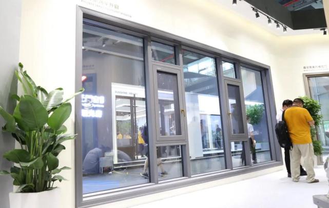科智生活,无限未来,帝奥斯门窗2021广州建博会释放强大势能