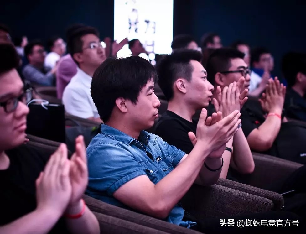 2019wcg韩国预选赛moonvsfov,moon中韩大师决赛