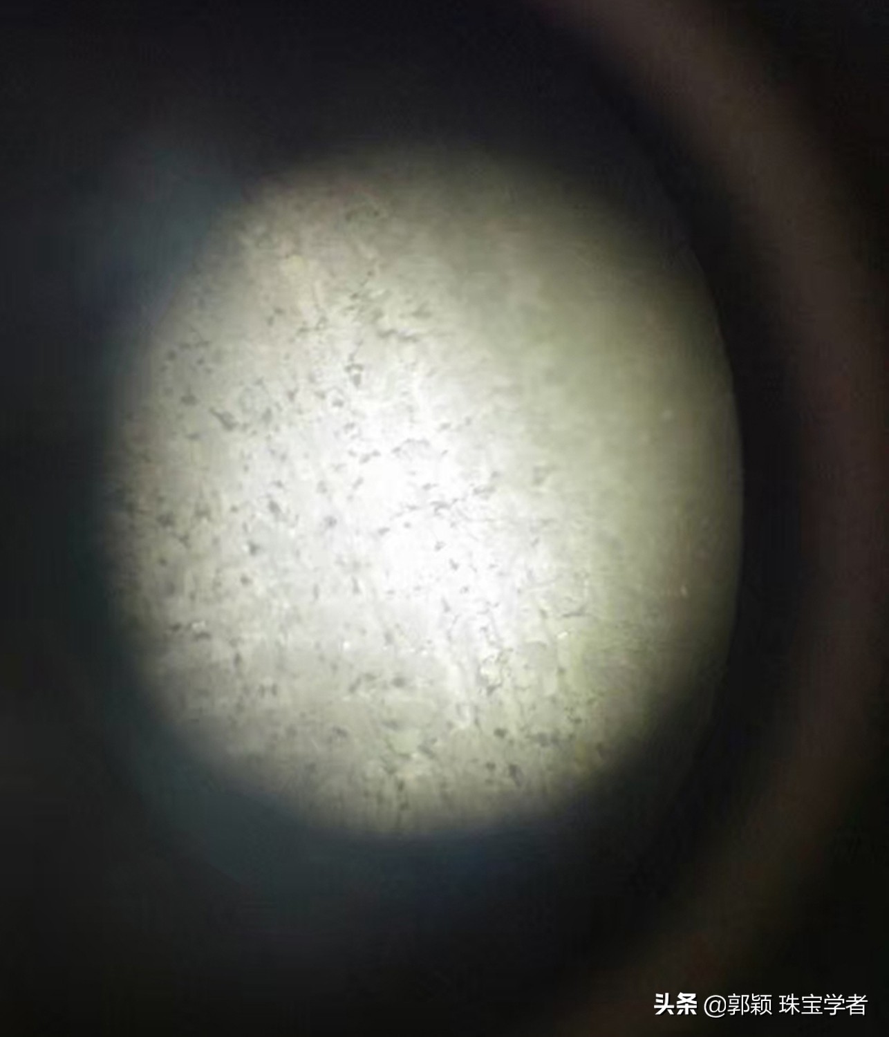 翡翠的a货b货c货,翡翠高仿b货怎么鉴别