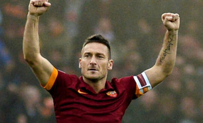 天下足球ac米兰夺意甲冠军,天下足球ac米兰夺冠历程