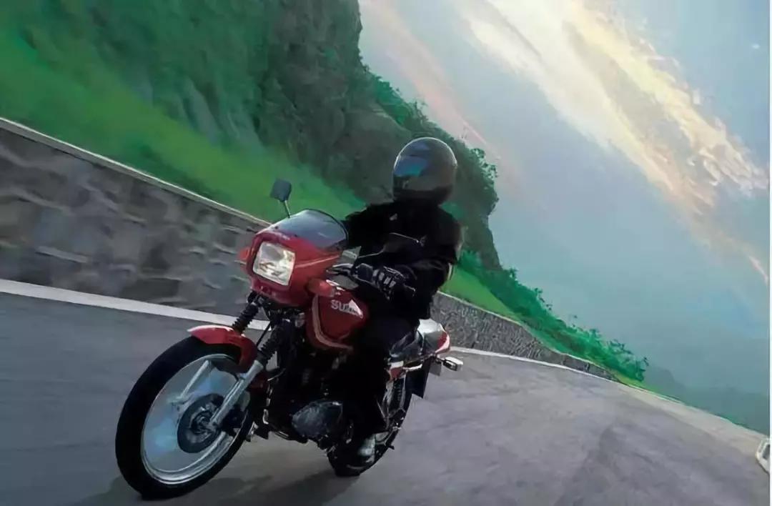 dl250是轻骑铃木还是豪爵铃木,uu125是轻骑铃木还是豪爵铃木