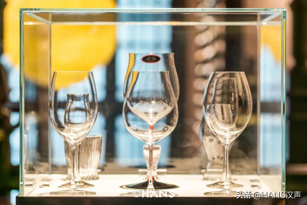 武汉新开最大的酒吧,武汉新开三家酒吧