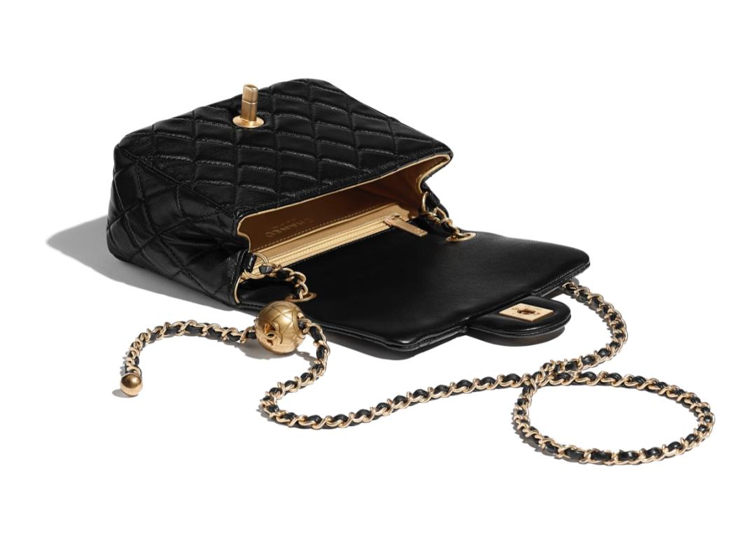 这4款包包背出去一定会被夸好看,这五款秋冬包包潮的让人心动