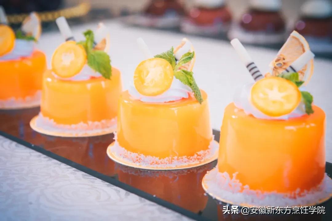 吉利丁片和吉利丁粉用量一样吗,烘焙吉利丁片和吉利丁粉区别