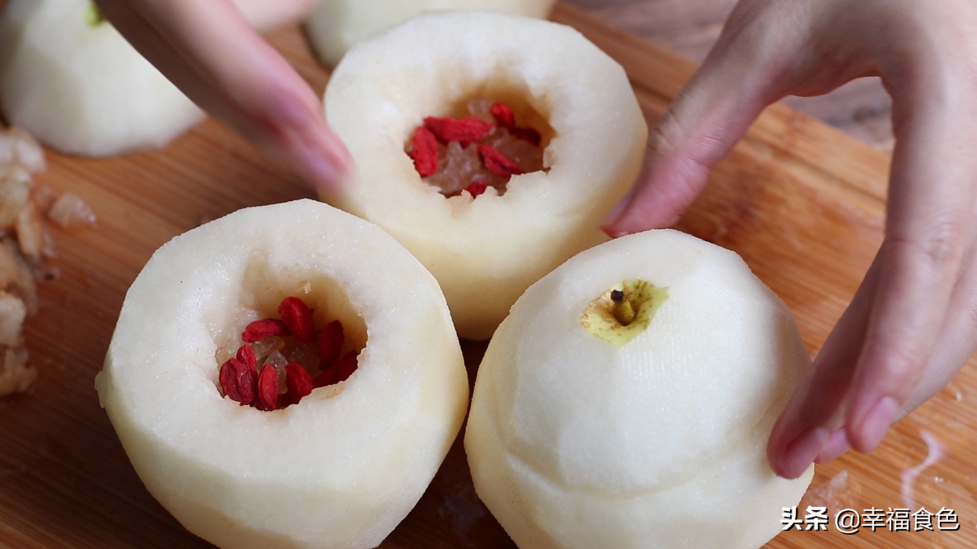 不用锅的冰糖雪梨怎么做,煮冰糖雪梨的正确做法视频