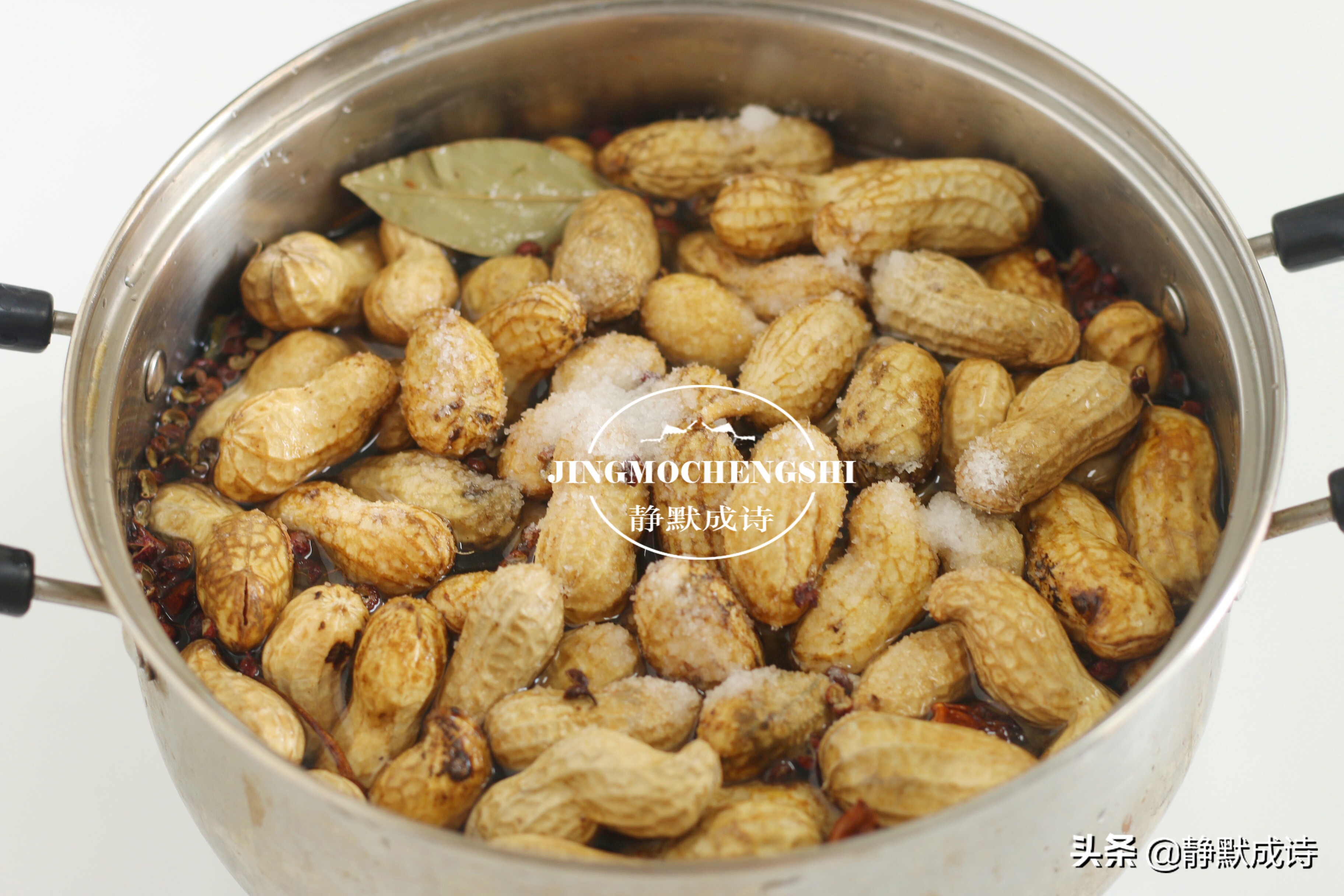 煮花生带壳快速入味,煮花生多长时间入味