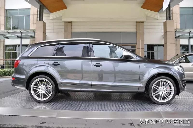 奥迪q7v12柴油版越野视频,奥迪q7v12柴油6.0发动机质量