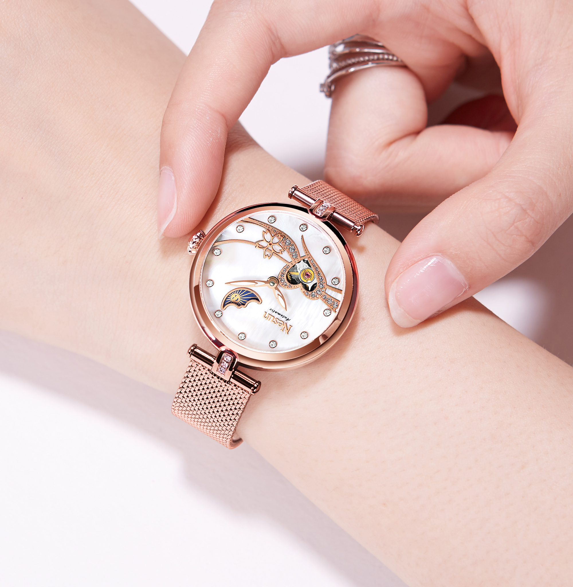 尼尚手表2019款,什么样的手表显得高级好看