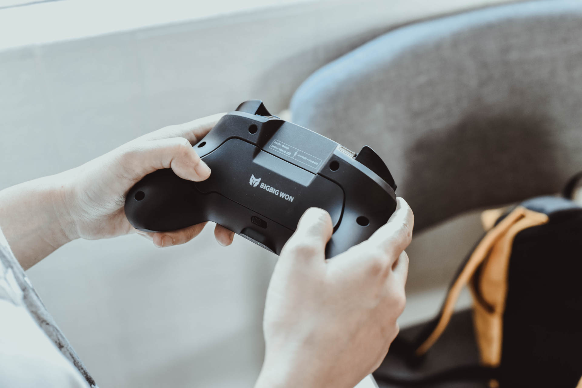 从新手到物理开挂,宏录制+6轴陀螺仪,BIGBIGWON游戏手柄体验