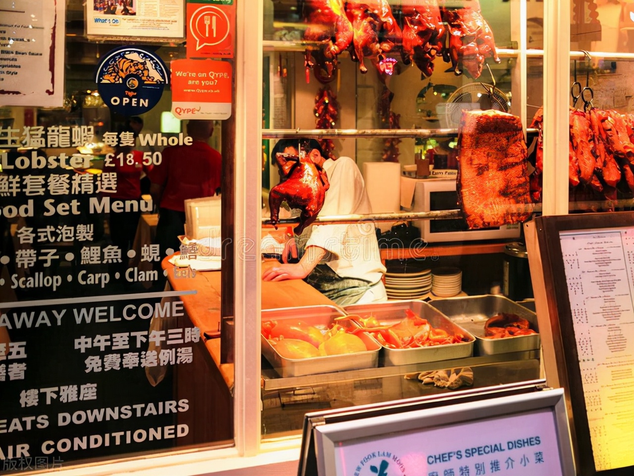 烤鸭卖几块钱一年赚几十万,脆皮烤鸭一年盈利