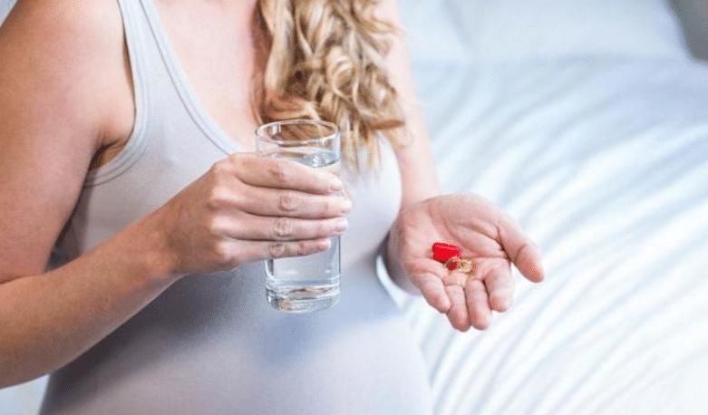 胎儿畸形是因为孕前没吃叶酸吗,孕前没吃叶酸会导致唇腭裂吗