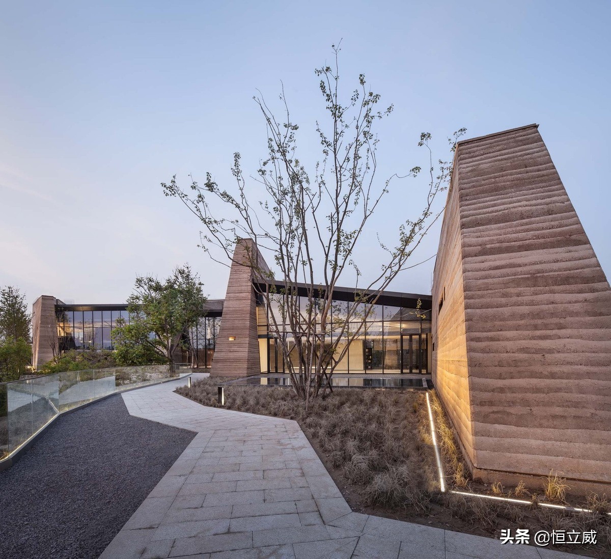 郑州建业足球小镇游玩攻略2020,建业足球小镇郑州地址