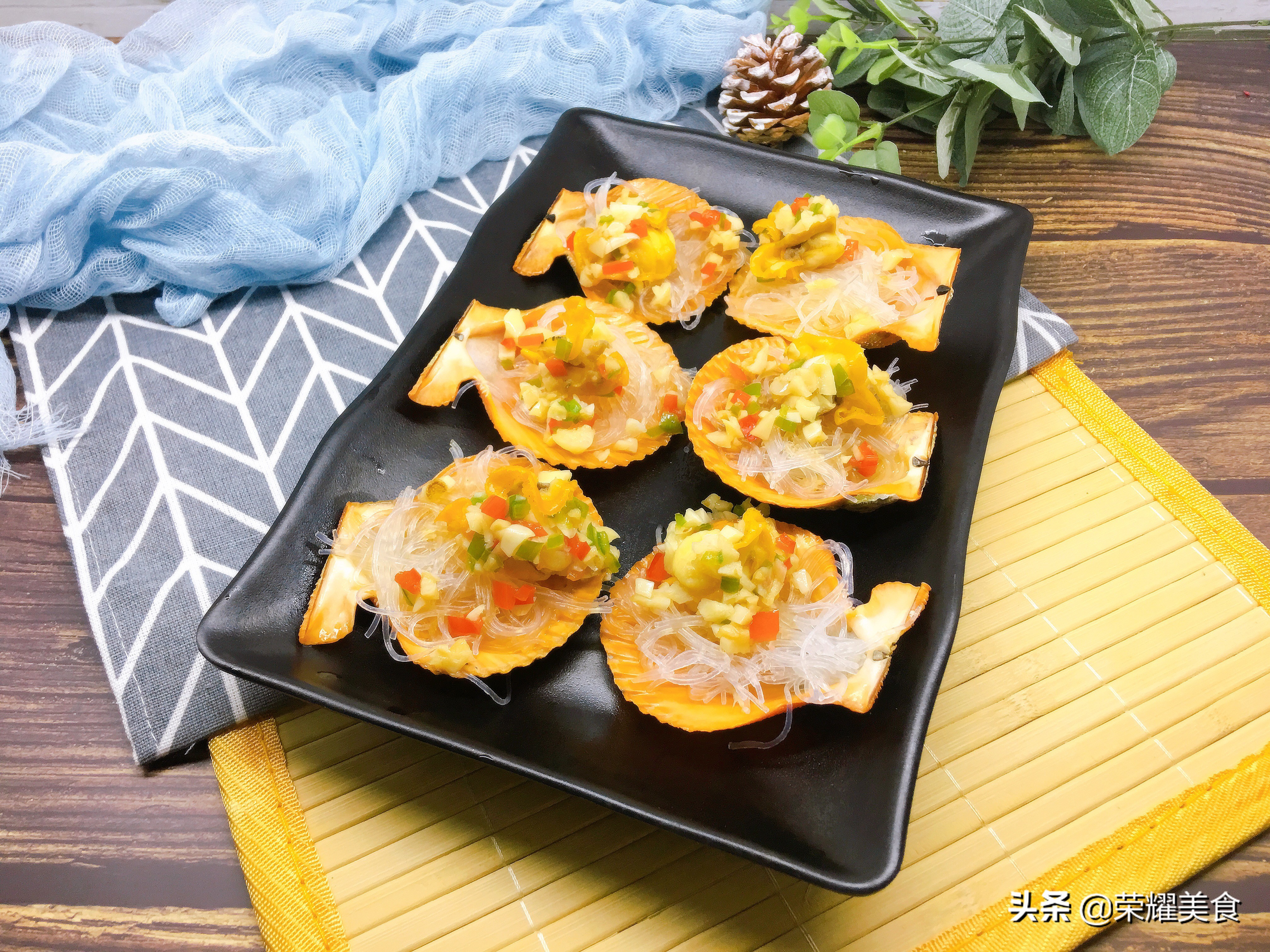 速冻的粉丝蒜蓉蒸扇贝蒸几分钟熟,蒜蓉蒸扇贝最正宗的做法视频