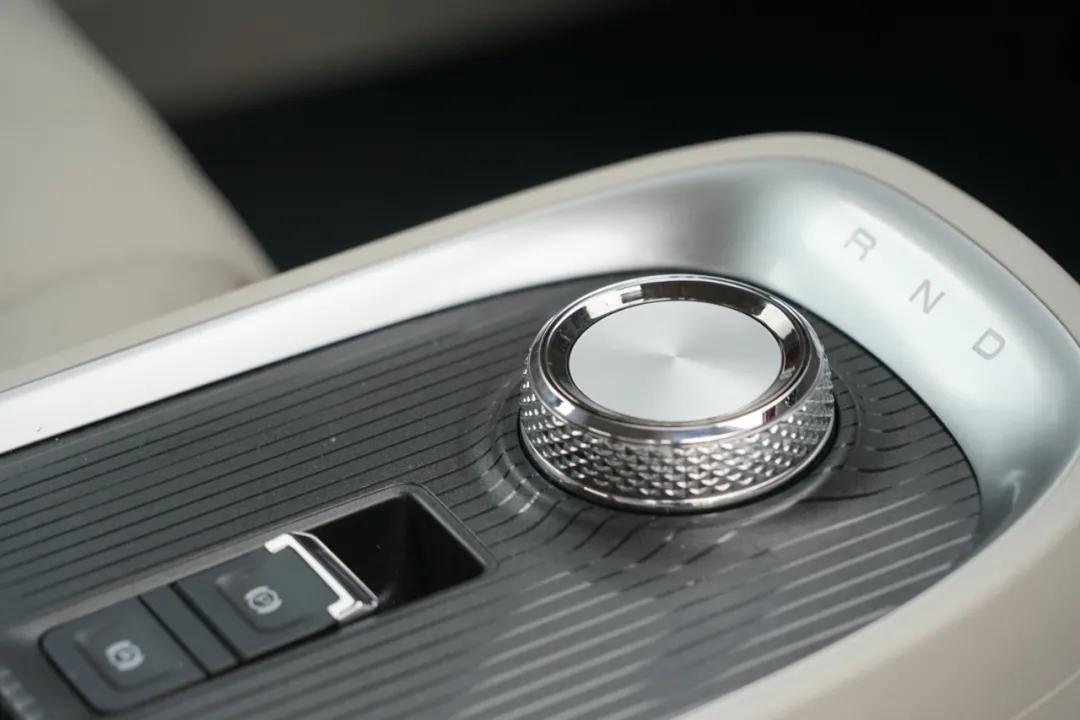 欧拉好猫试乘试驾介绍,欧拉好猫女性配置