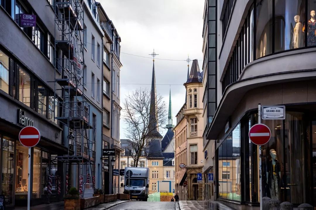 卢森堡是谁的属国,卢森堡是谁呀