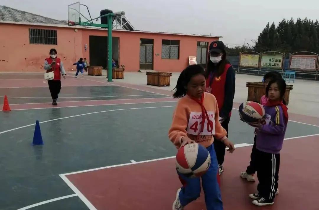 山口镇山口中学校运会,山口镇中心小学秋季运动会第一名