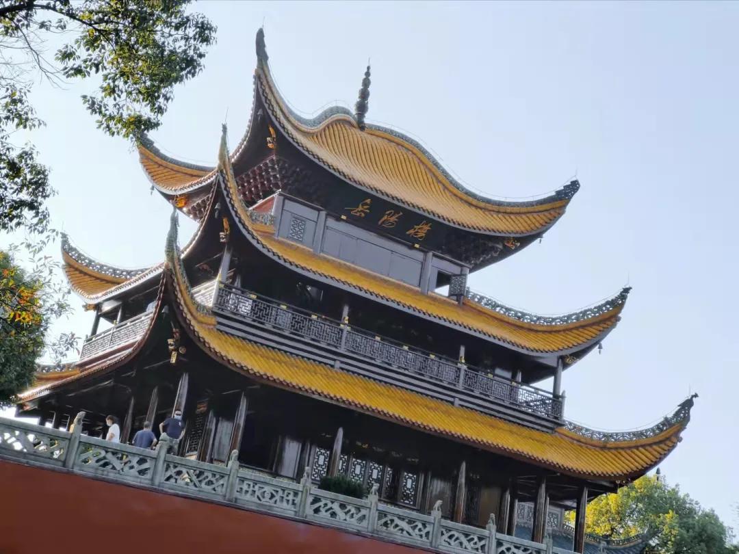 节日我在岗丨守千古名楼护万家安康——岳阳楼派出所国庆景区安保工作纪实