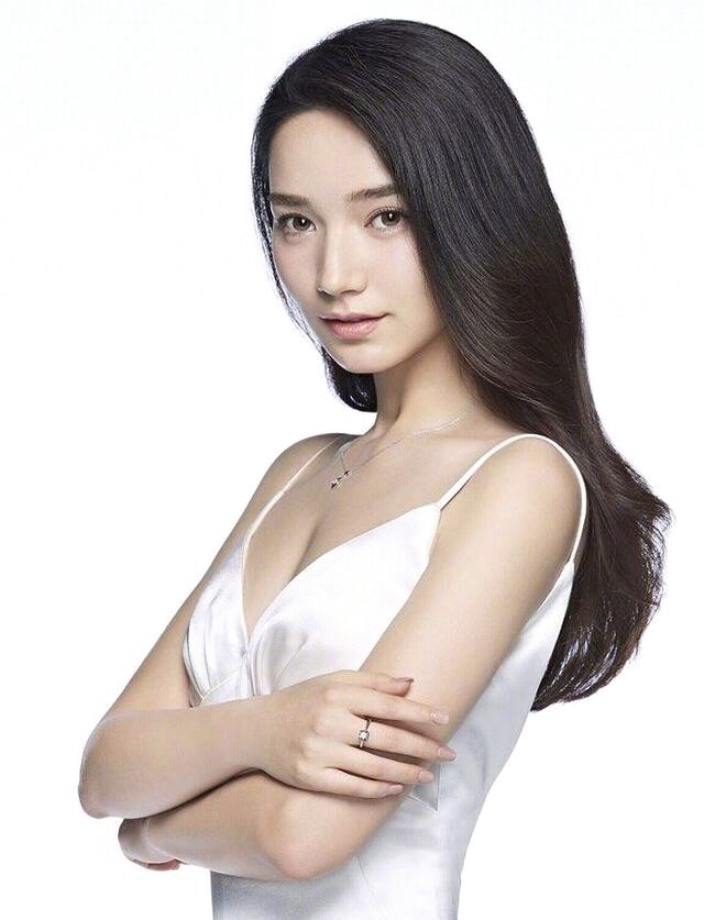 杨幂的公司签了好多有实力的美女,杨幂公司旗下的4位美女演员