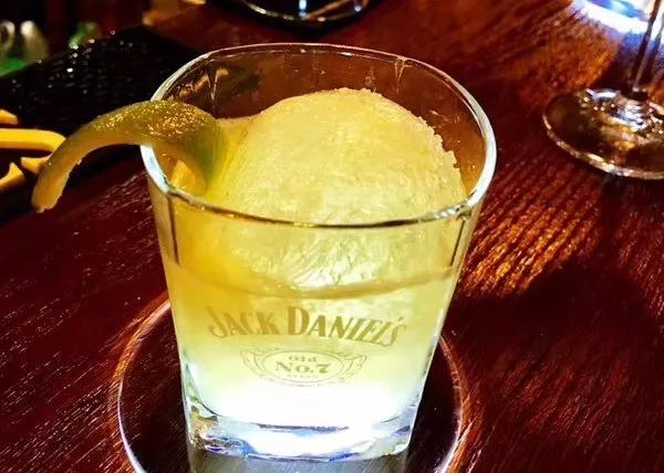 大连最全的酒吧,大连特别好的酒吧