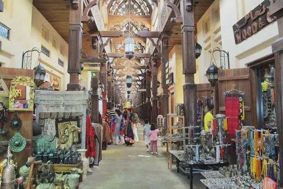 为什么都爱去迪拜玩，除了多金，还有什么？揭秘迪拜之旅