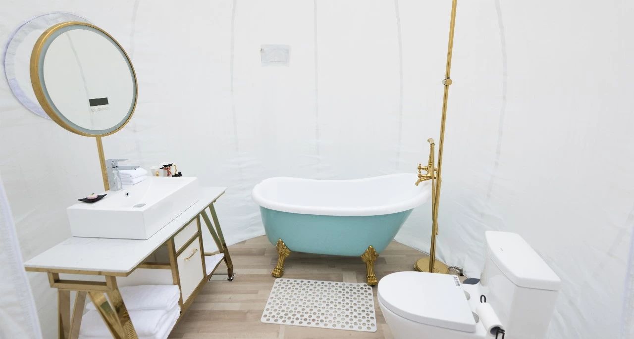 打卡最爱的水上泡泡屋，你最关心的18个问题都在这