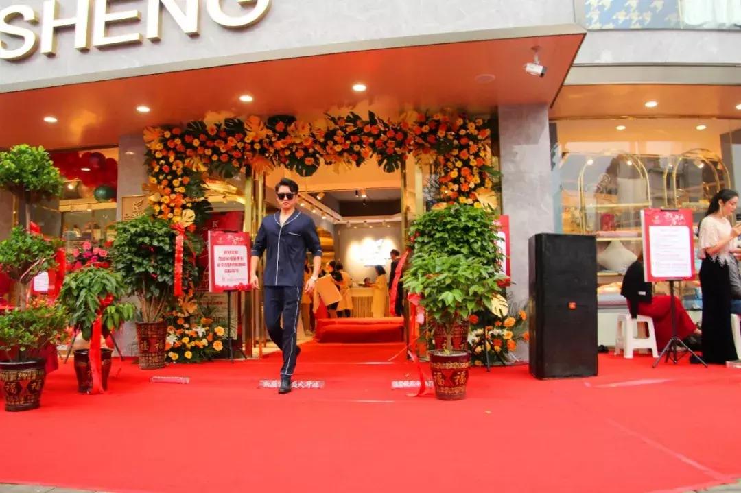 信阳凯盛家纺抖音团购,信阳凯盛家纺官方旗舰店直播