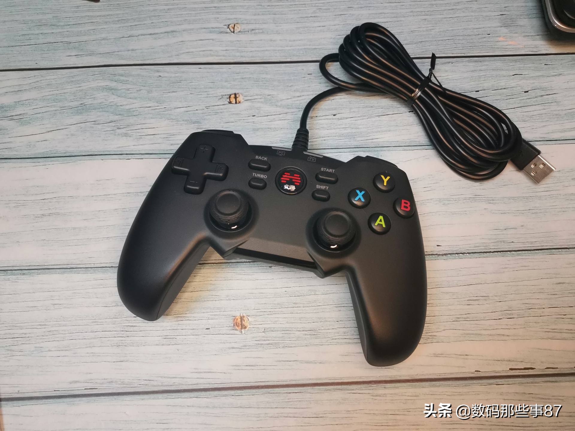 便宜又好用的手柄北通蝙蝠4,北通蝙蝠4手柄可以连switch