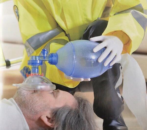 简单的制作呼吸机图,自制简易呼吸机做法