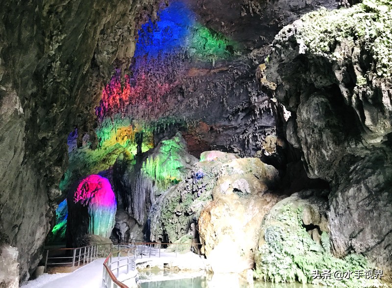 长寿之乡巴马，转型生态旅游，那些景区值得去吗