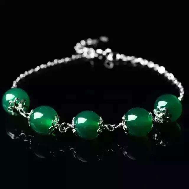 翡翠手串的种类和价格,翡翠手串种类排行