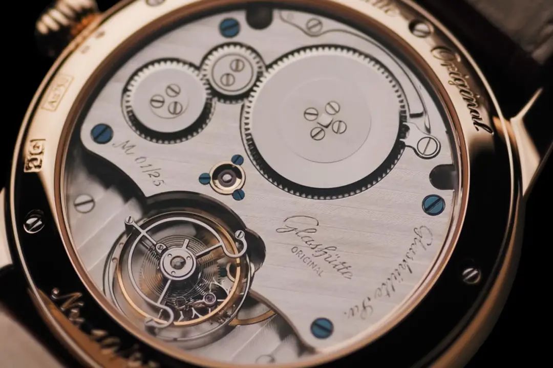 RR·TRENDS|始于颜值陷于内涵