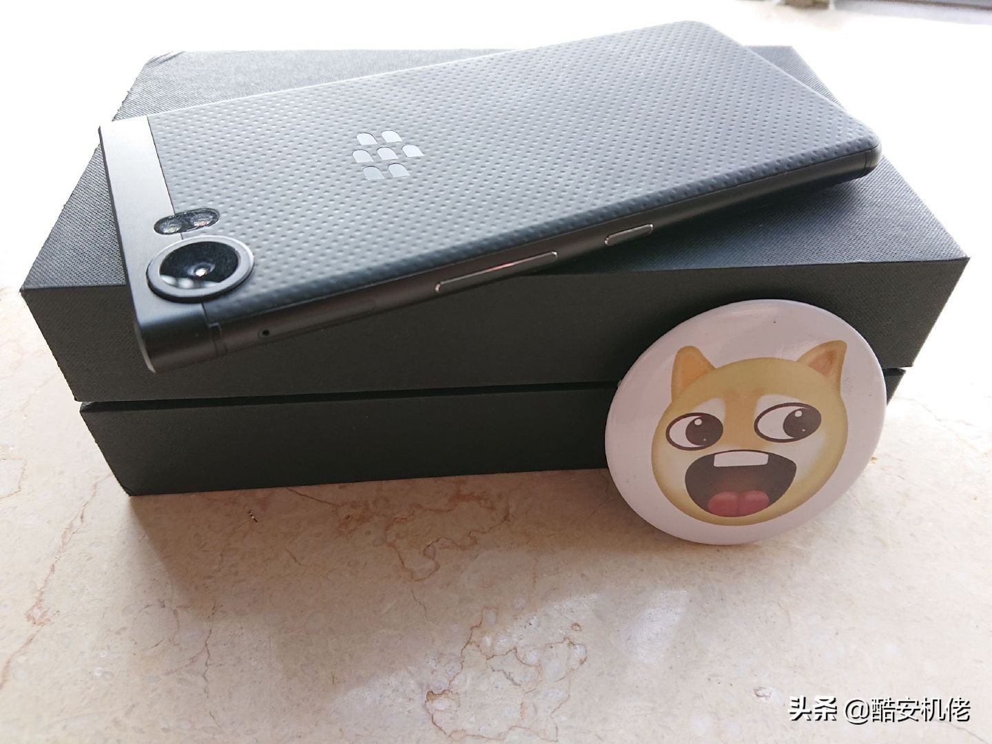 黑莓keyone普通版和精英版,全键盘黑莓中文输入体验