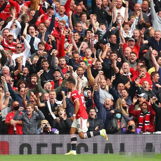 英国抗击疫情,英国疫情下的足球比赛