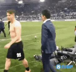 马德兴马老师，请问是谁给了你叫苏宁滚出江苏的权利？