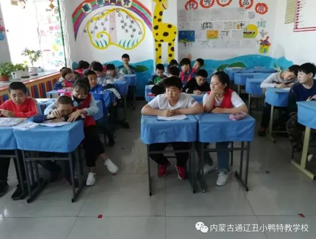 特殊教育中的好妈妈,特殊儿童妈妈的视频