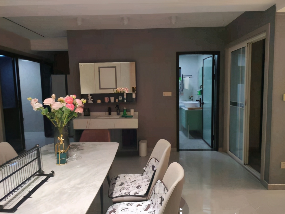 从开工到结束100多天，125平方米40万，花了不少冤枉钱