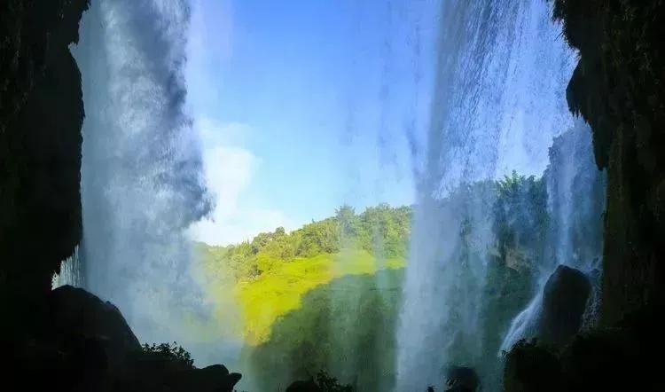 最美的六大瀑布黄果树瀑布上榜,黄果树大瀑布宏伟壮观的美丽风景