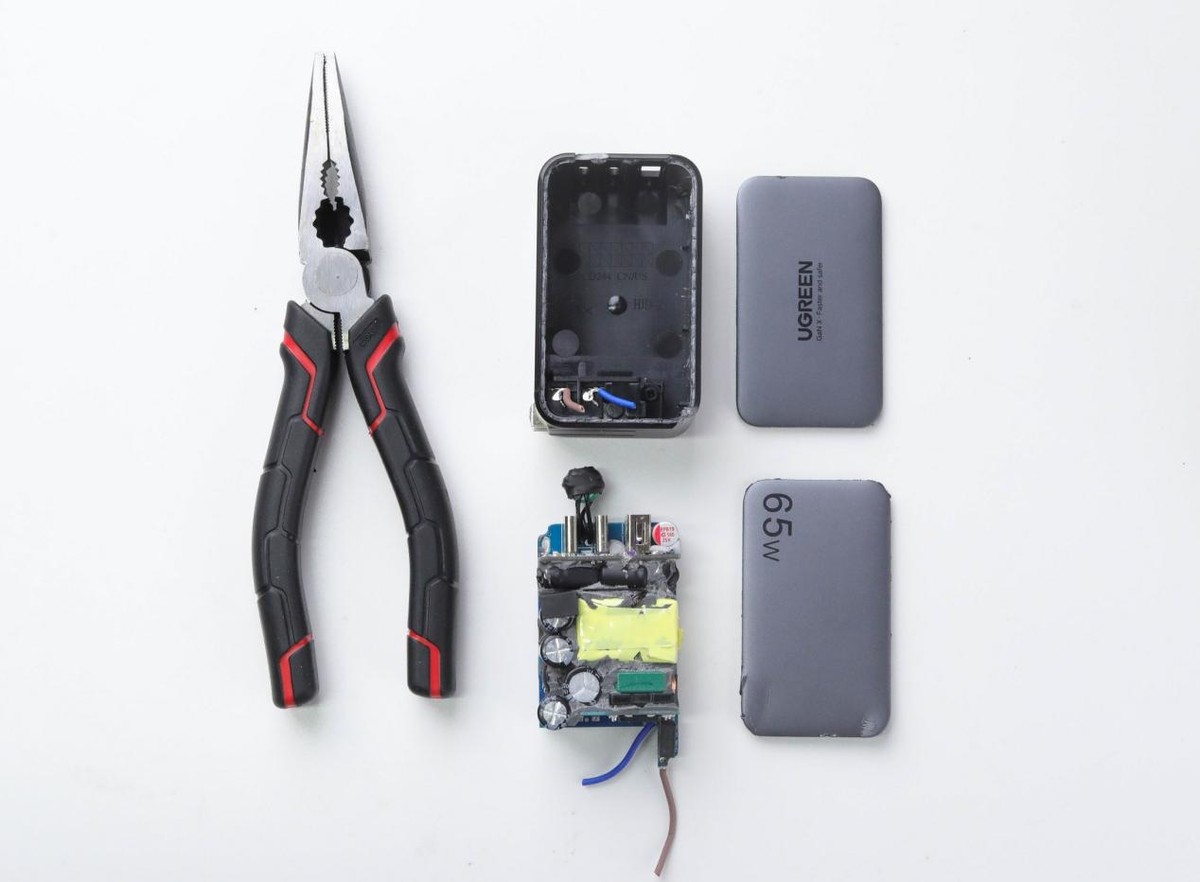 绿联小口红充电器,绿联30瓦充电器测评